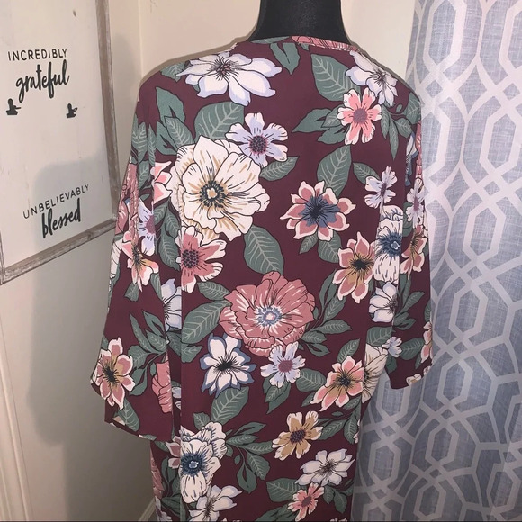 Floral Boho Kimono cardigan- Burgundy with floral print - Picture 9 of 10